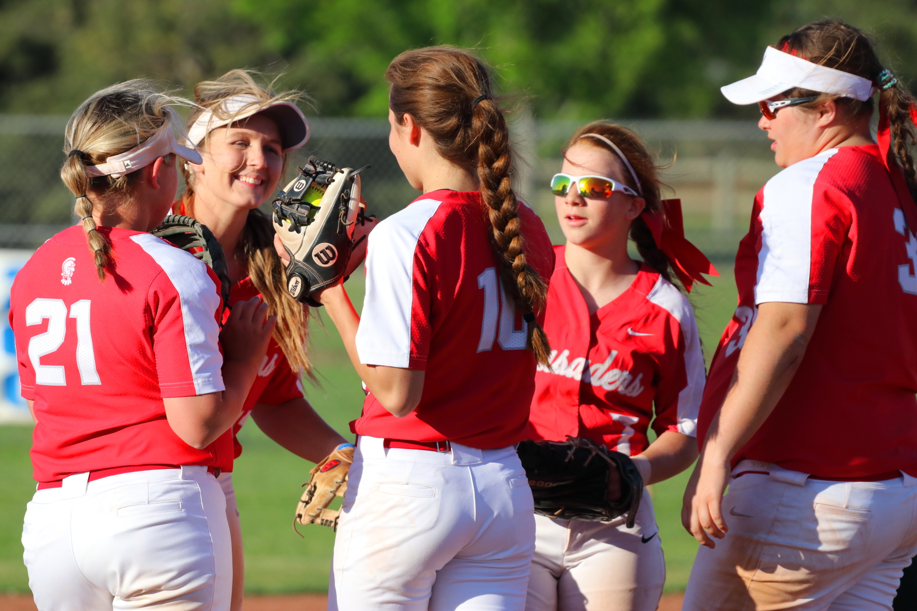 Lady Crusader Softball SWEEP