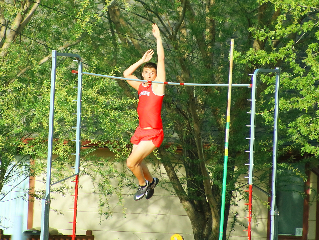 Nic Reyes Pole Vault