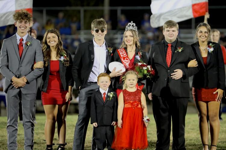 homecoming duchess heidi and court