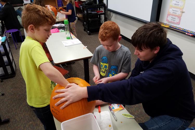 Pumpkin Carving WHS & Kennedy Students