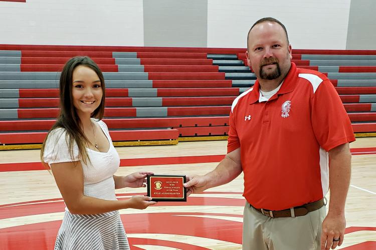 Kanden Young & Kylie Aufdengarten Outstanding Athletes