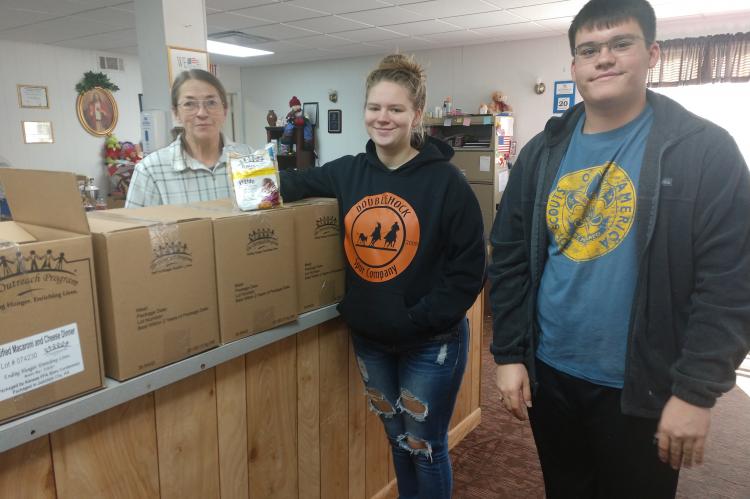 FFA visit Food Bank