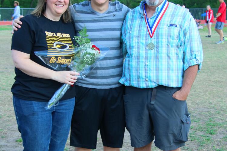 Tennis Senior Dakota Lynnes