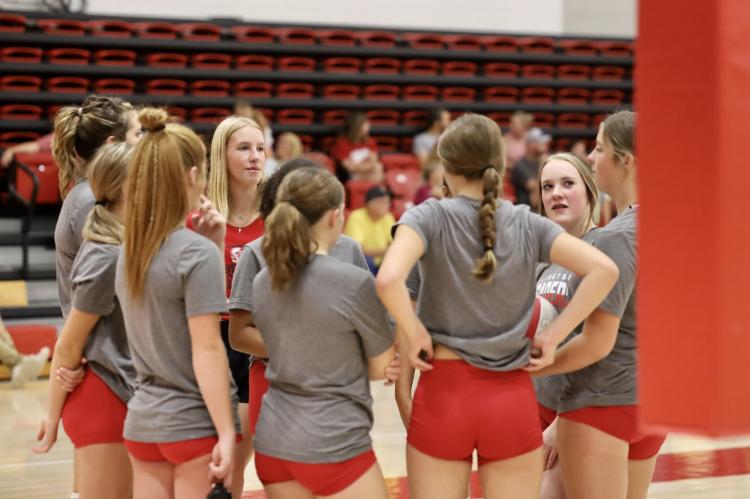 jv volleyball huddle