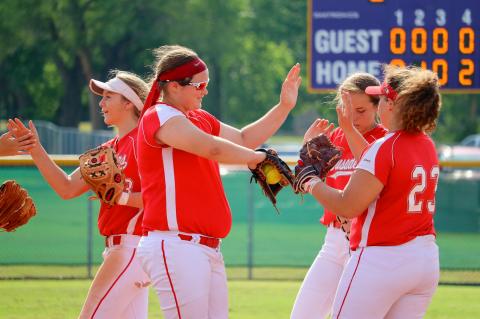 WHS Varsity Softball Regional 4A Action 051518