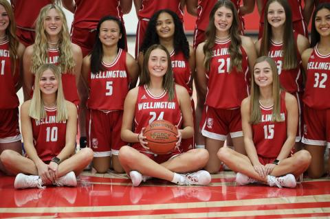 senior girls basketball players